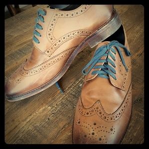 Modern Fiction Wingtip Oxford Shoes